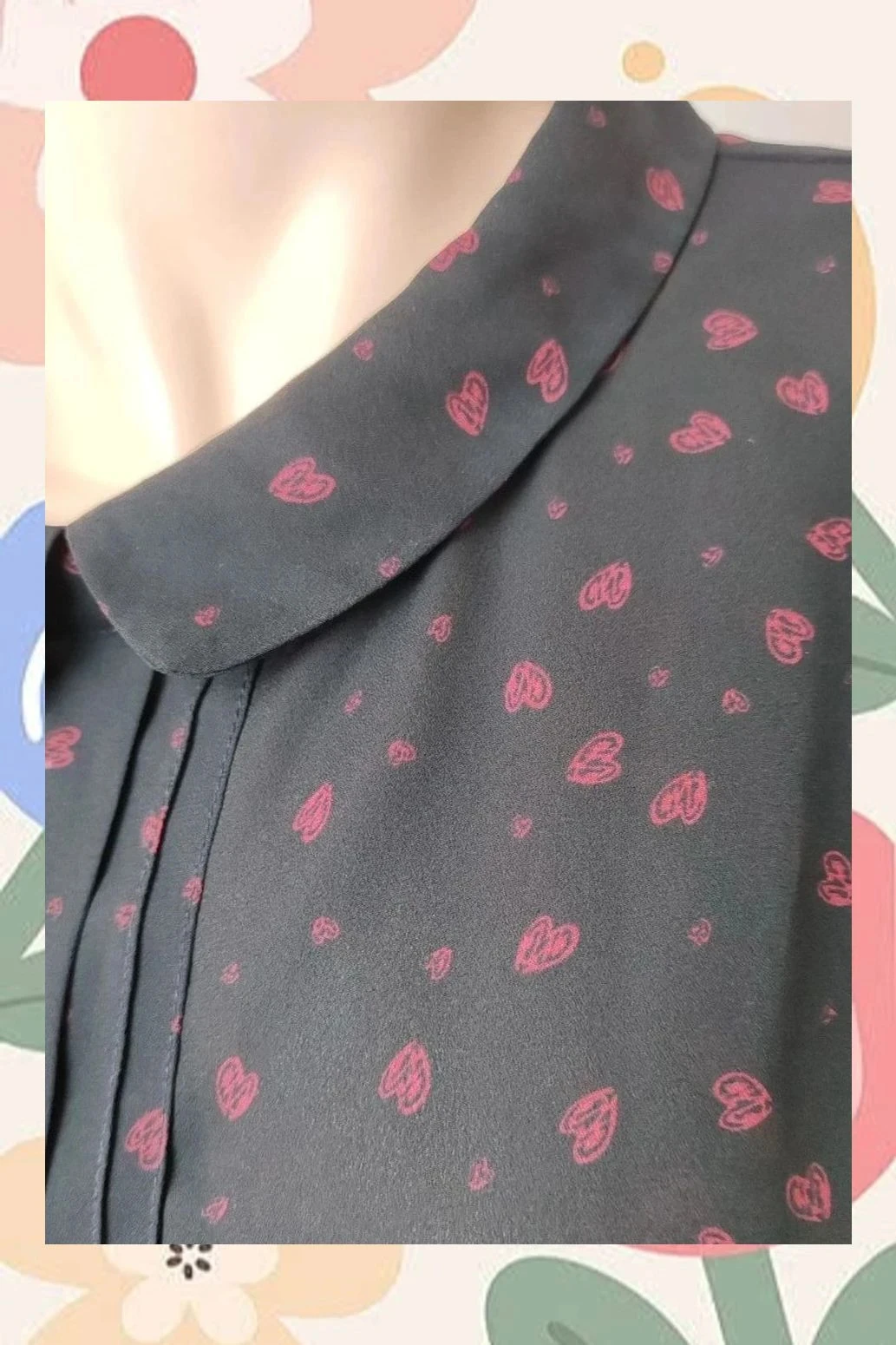 Blusa com estampa de corações – photo 2